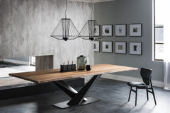 Stratos Wood